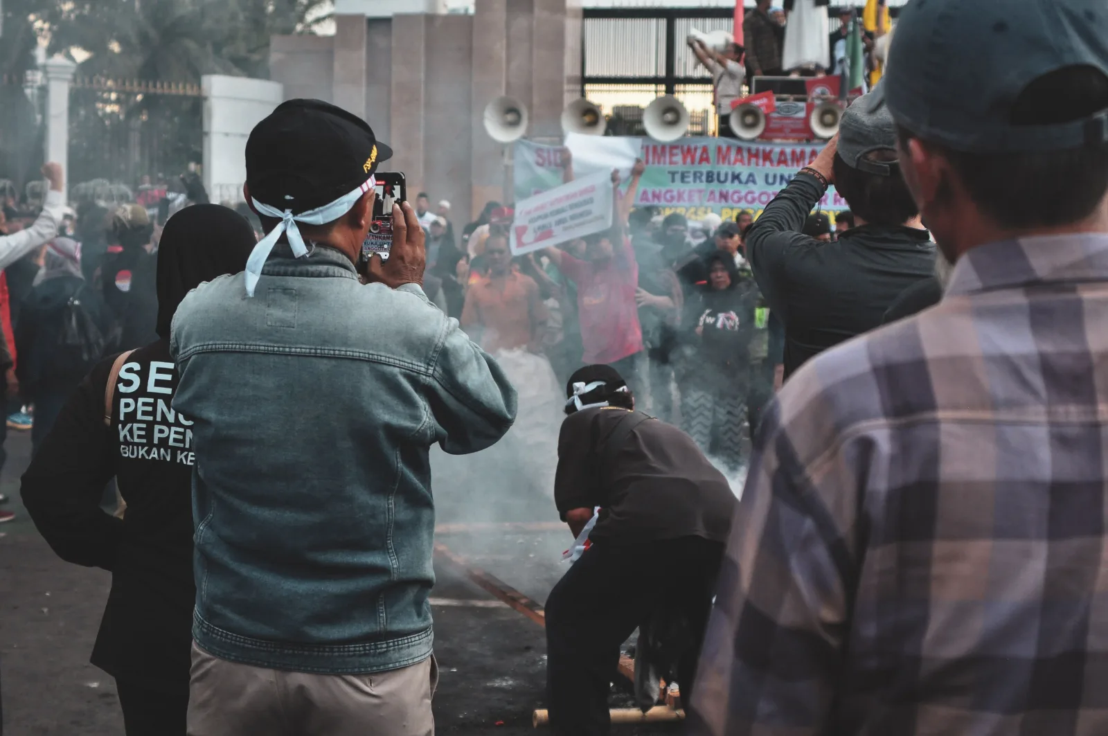 Demo di Bundaran HI: Boleh atau Tidak?